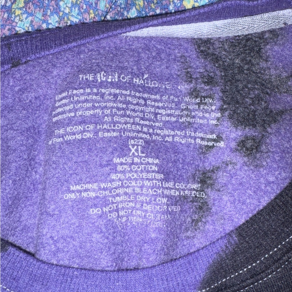 Ghost Face Crewneck - Picture 4 of 4